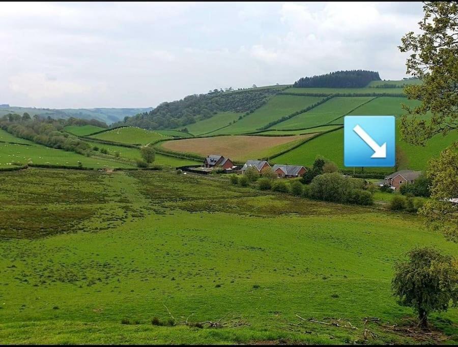 Idyllic 2 Bedroom Self-Contained Upsidedown Annexe Llandrindod Wells Ngoại thất bức ảnh