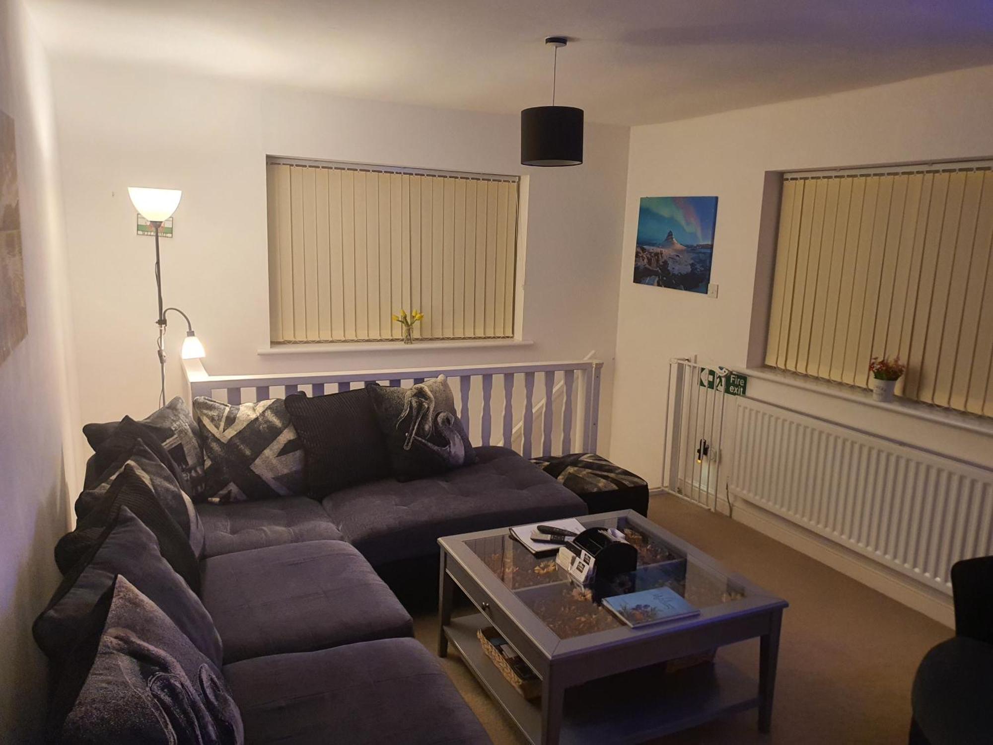 Idyllic 2 Bedroom Self-Contained Upsidedown Annexe Llandrindod Wells Ngoại thất bức ảnh