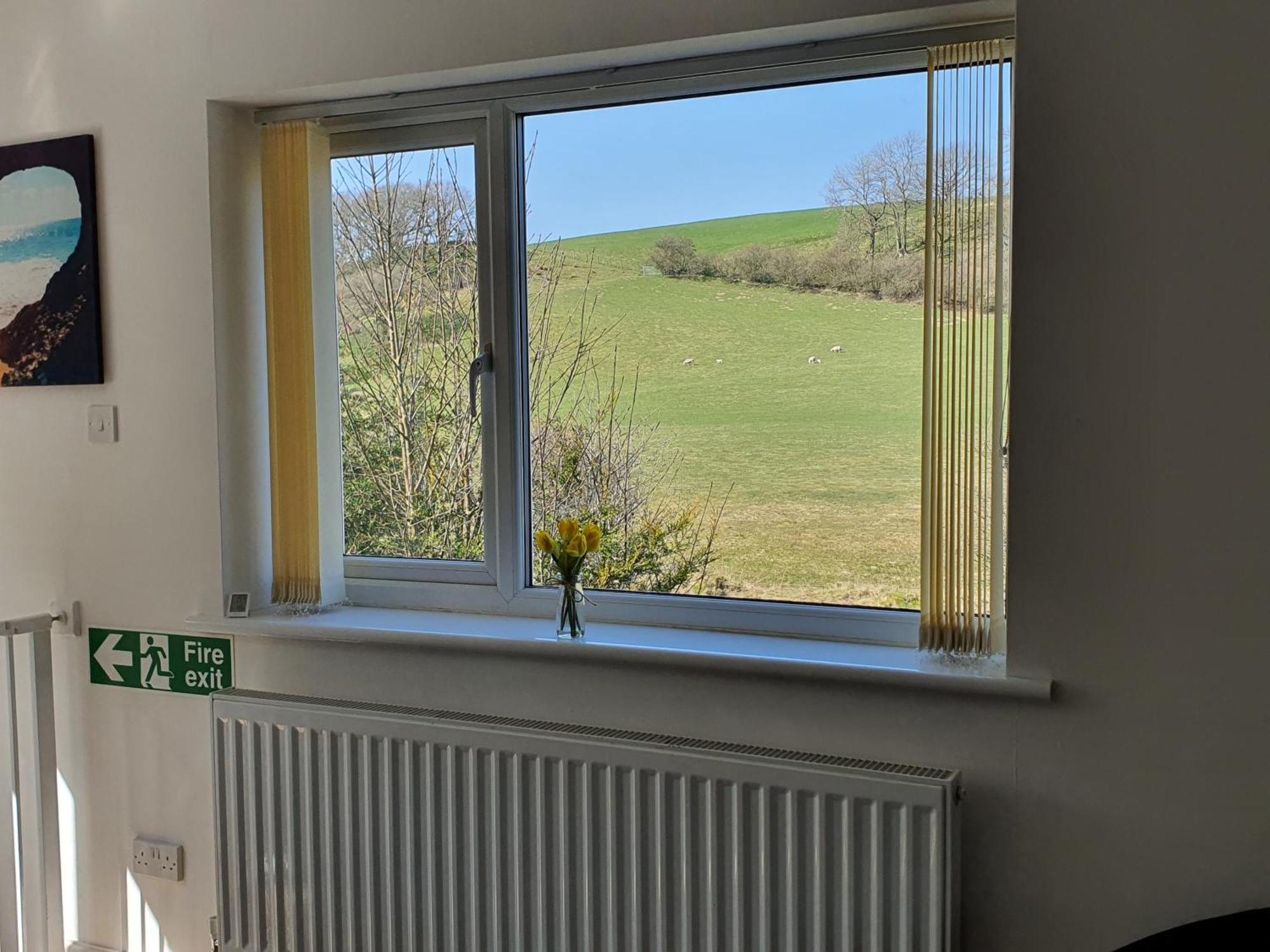 Idyllic 2 Bedroom Self-Contained Upsidedown Annexe Llandrindod Wells Ngoại thất bức ảnh