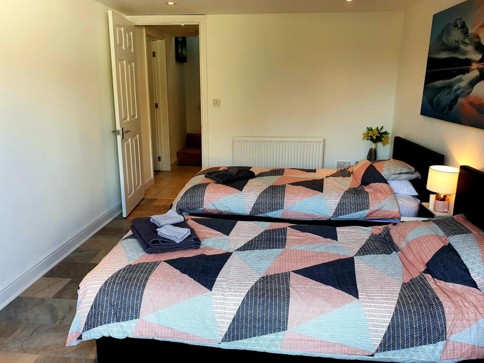 Idyllic 2 Bedroom Self-Contained Upsidedown Annexe Llandrindod Wells Ngoại thất bức ảnh