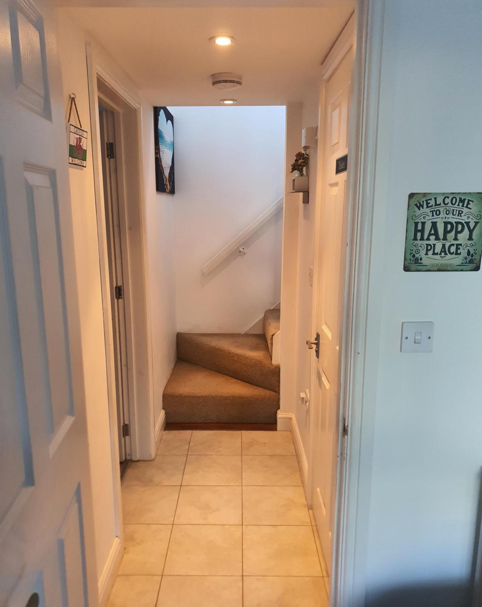 Idyllic 2 Bedroom Self-Contained Upsidedown Annexe Llandrindod Wells Ngoại thất bức ảnh