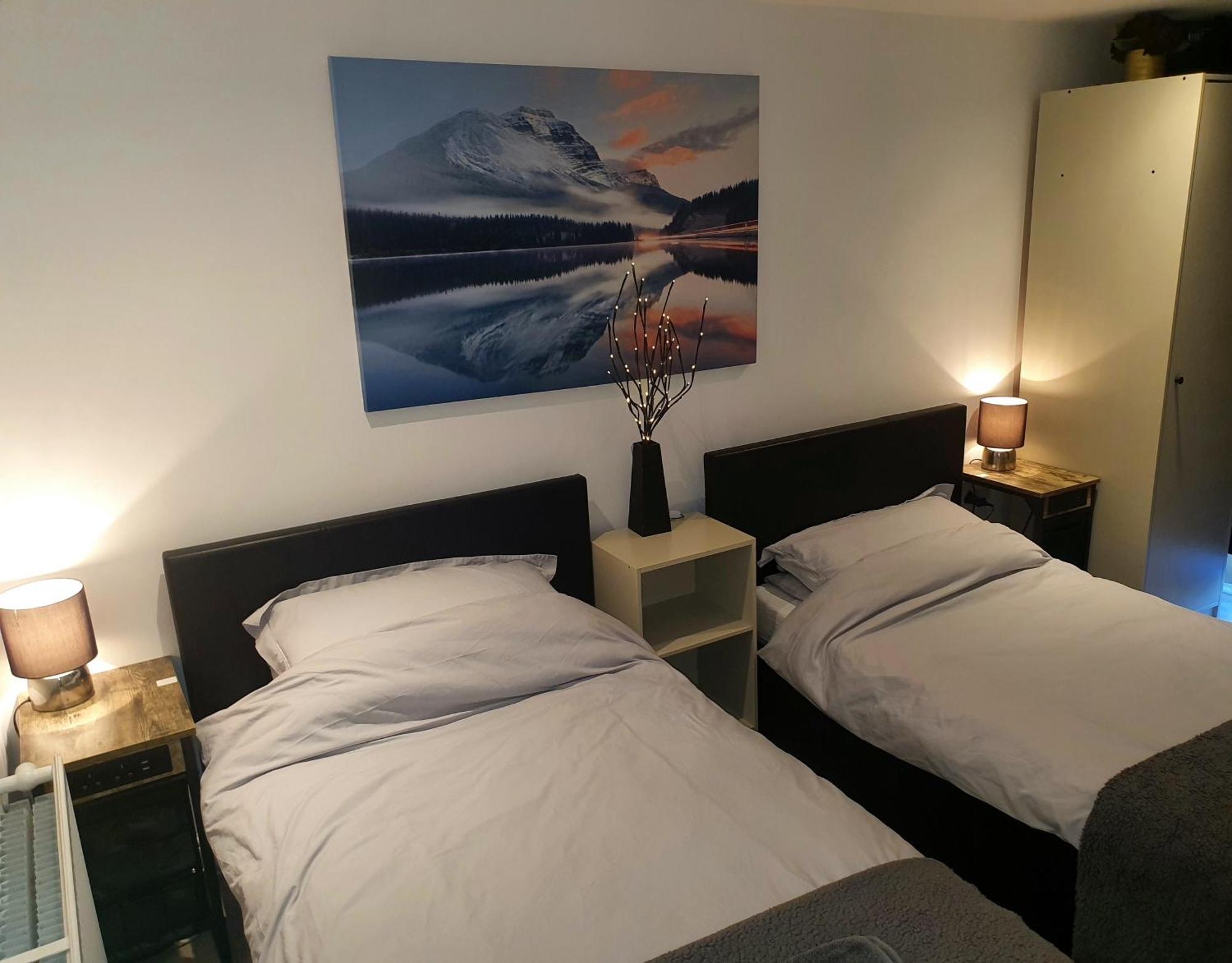 Idyllic 2 Bedroom Self-Contained Upsidedown Annexe Llandrindod Wells Ngoại thất bức ảnh